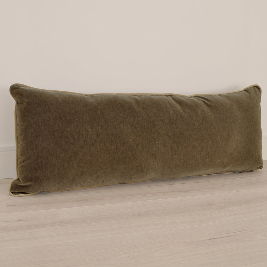Espejo & Goyanes Velvet Cushion